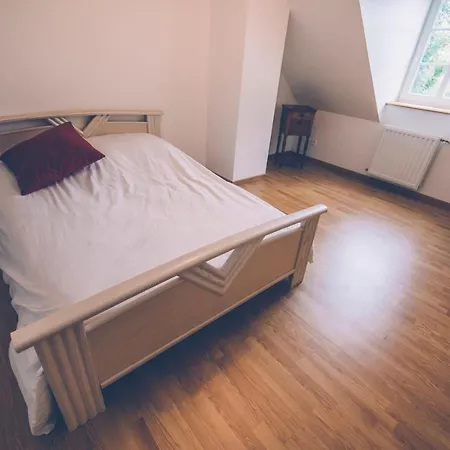 Fermette Les Ormes, 8 Personnes, Village 펜션