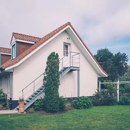 Fermette Les Ormes, 8 Personnes, Village بيت للعطل *